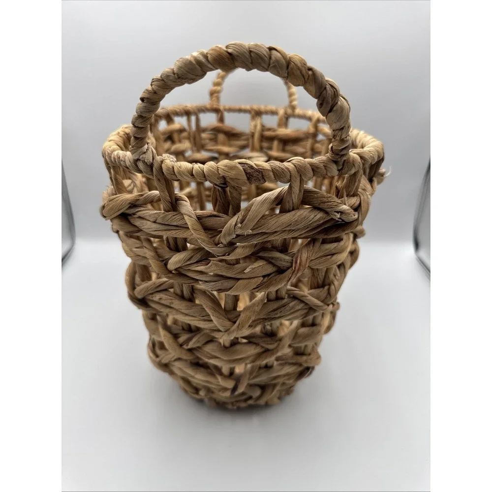 VTG Woven Storage Basket Home Decor Small Tan Oval Cottage Core